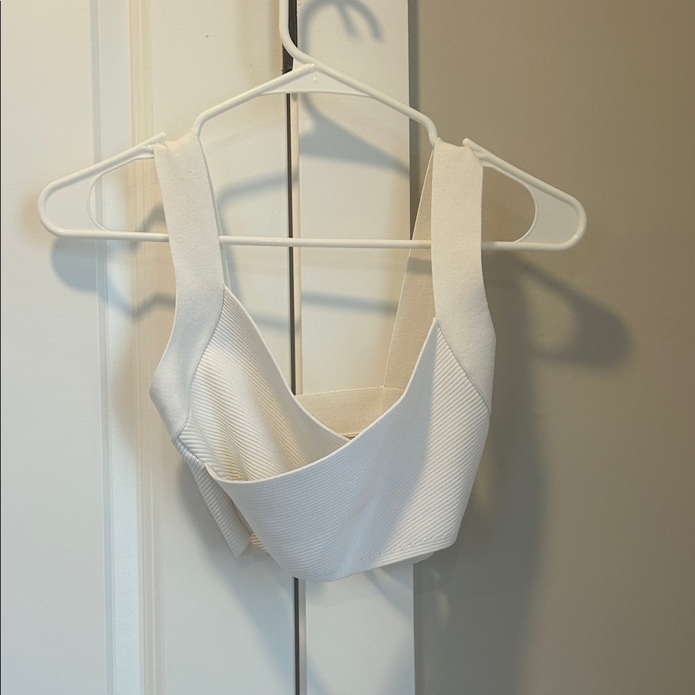Aritzia White Women's Tank Top